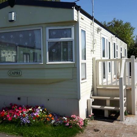 Caravan 8 Berth With Private Fishing Lincoln Exterior foto