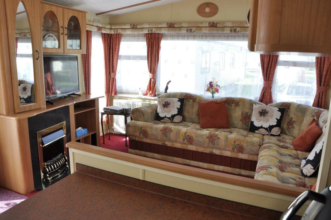 Caravan 8 Berth With Private Fishing Lincoln Exterior foto